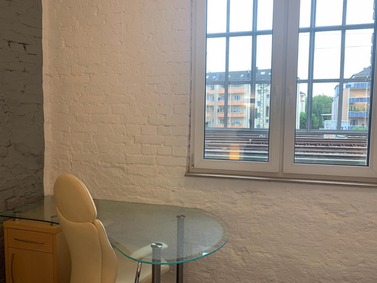 Duesseldorf 5 Min To Train Station Private Gasthof